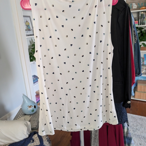 White Polka Dot Sleeveless Top - Picture 2 of 7